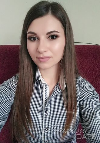Ukraine woman Inna from Kharkov, 30 yo, hair color Black